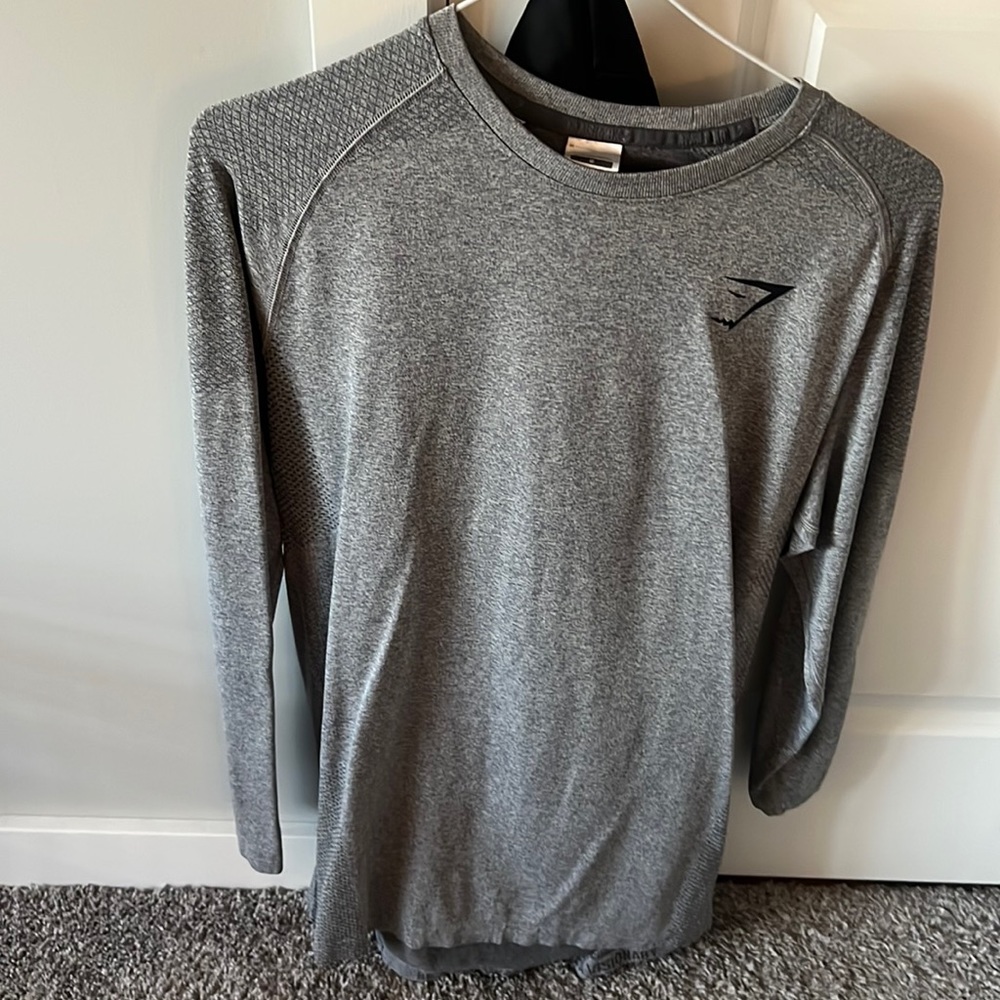 Gymshark long sleeve gray workout shirt